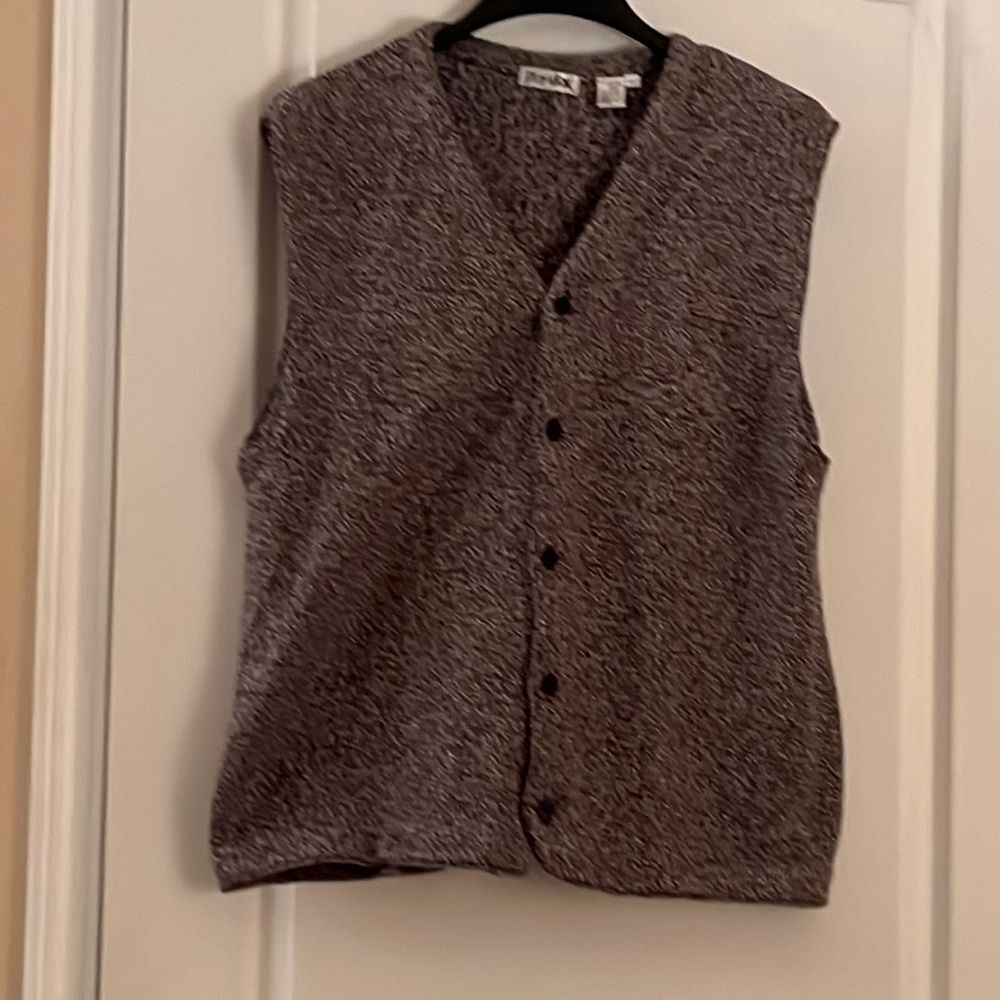 Paradox sweater vest